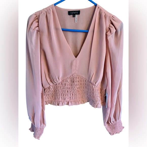 Hostess Pick 🥳☄️1. State Pink Puff Sleeve Smocked Crop Blouse SOLD! - Picture 2 of 10